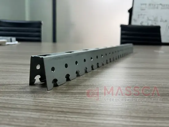 carrier profile for linear strip ceiling